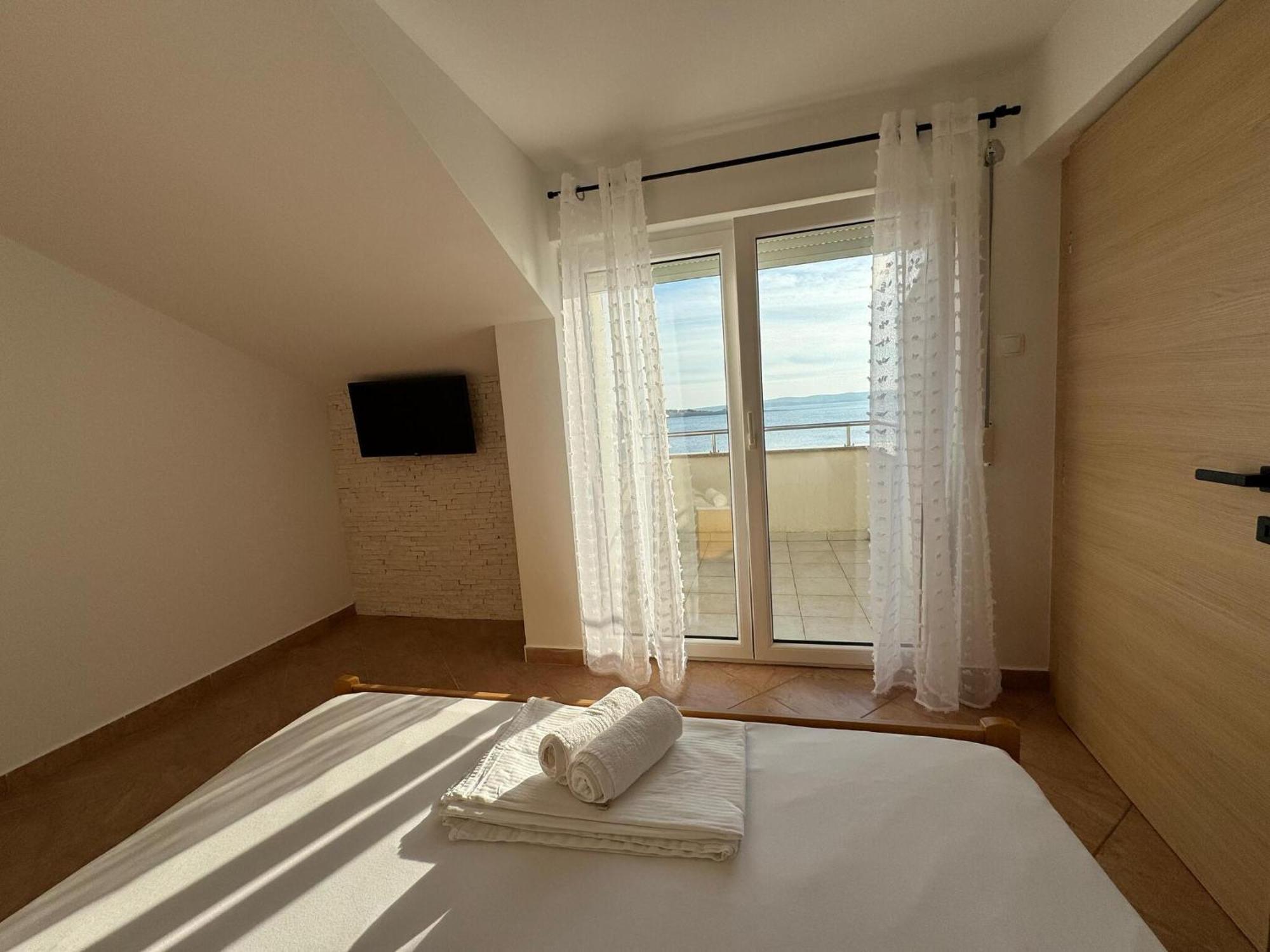 Apartments Franko Povljana Εξωτερικό φωτογραφία