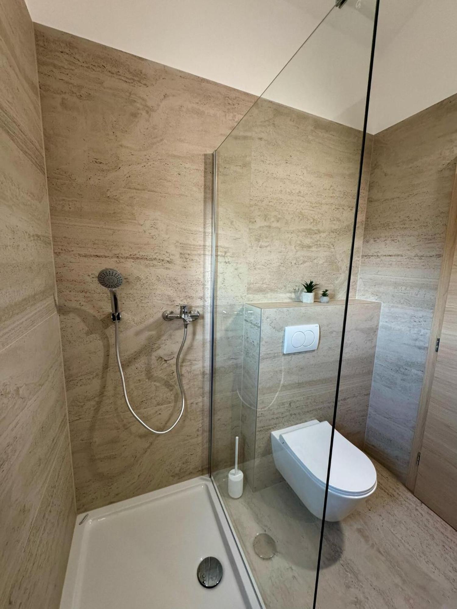 Apartments Franko Povljana Εξωτερικό φωτογραφία