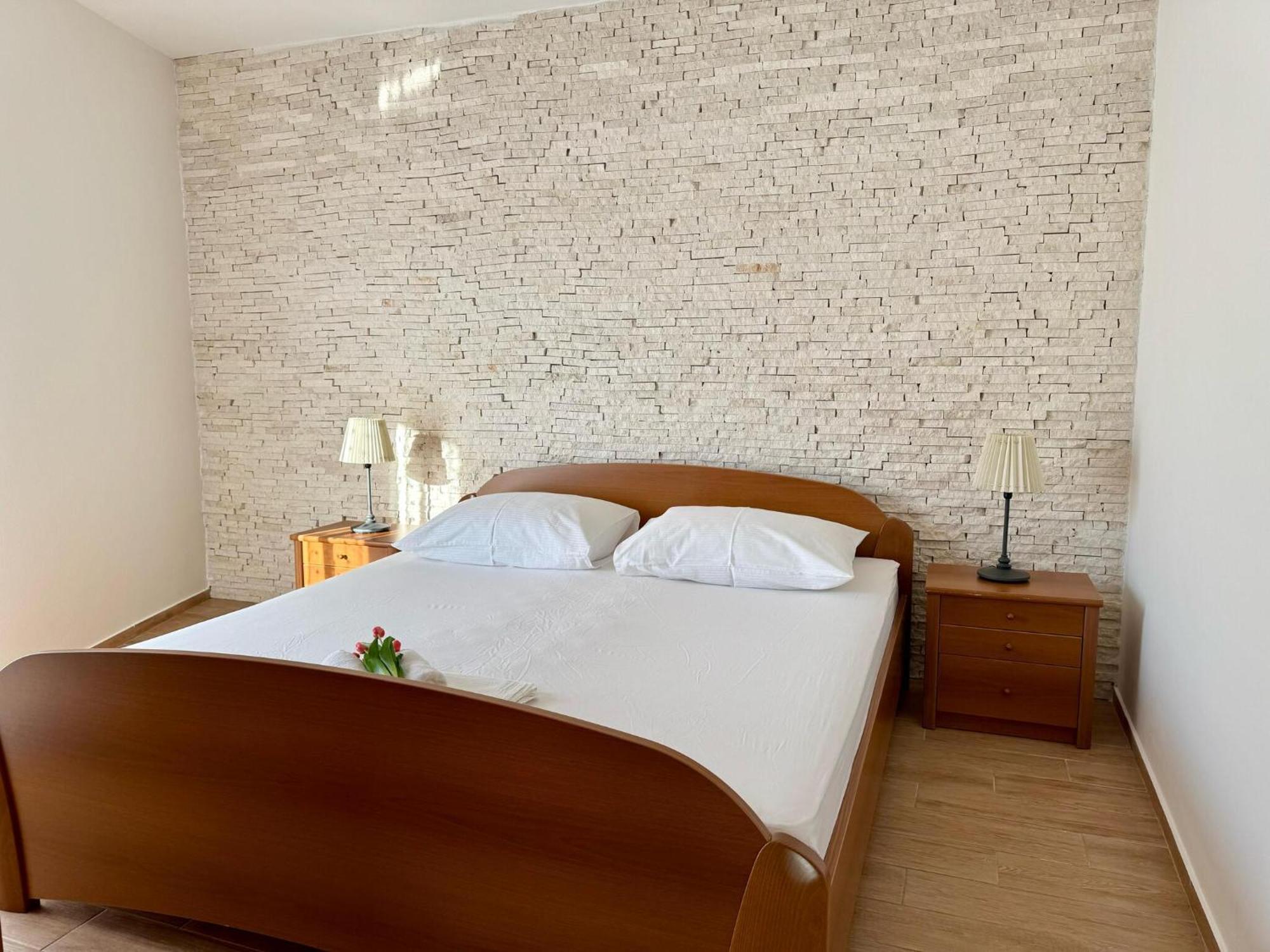Apartments Franko Povljana Εξωτερικό φωτογραφία