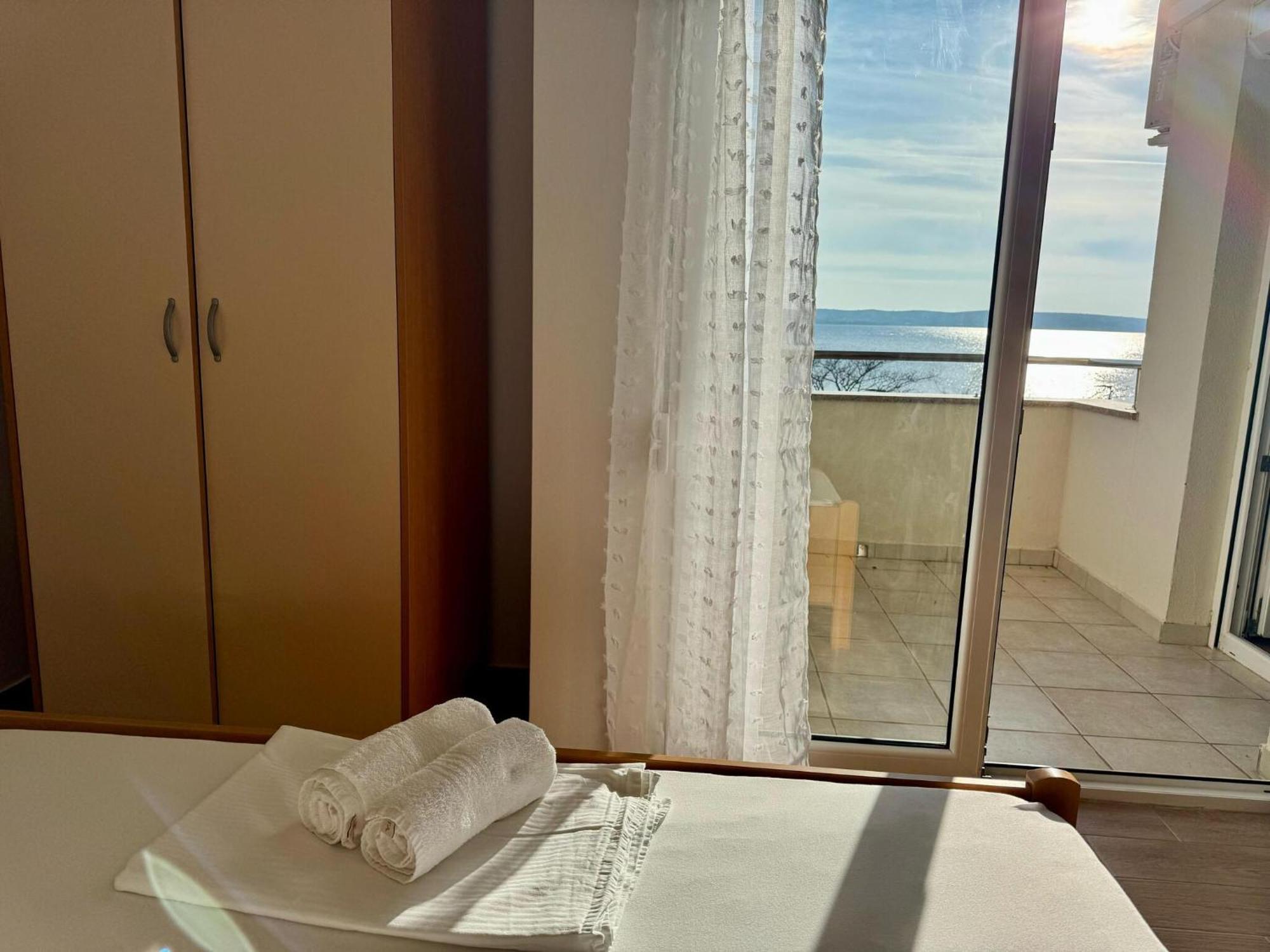 Apartments Franko Povljana Δωμάτιο φωτογραφία