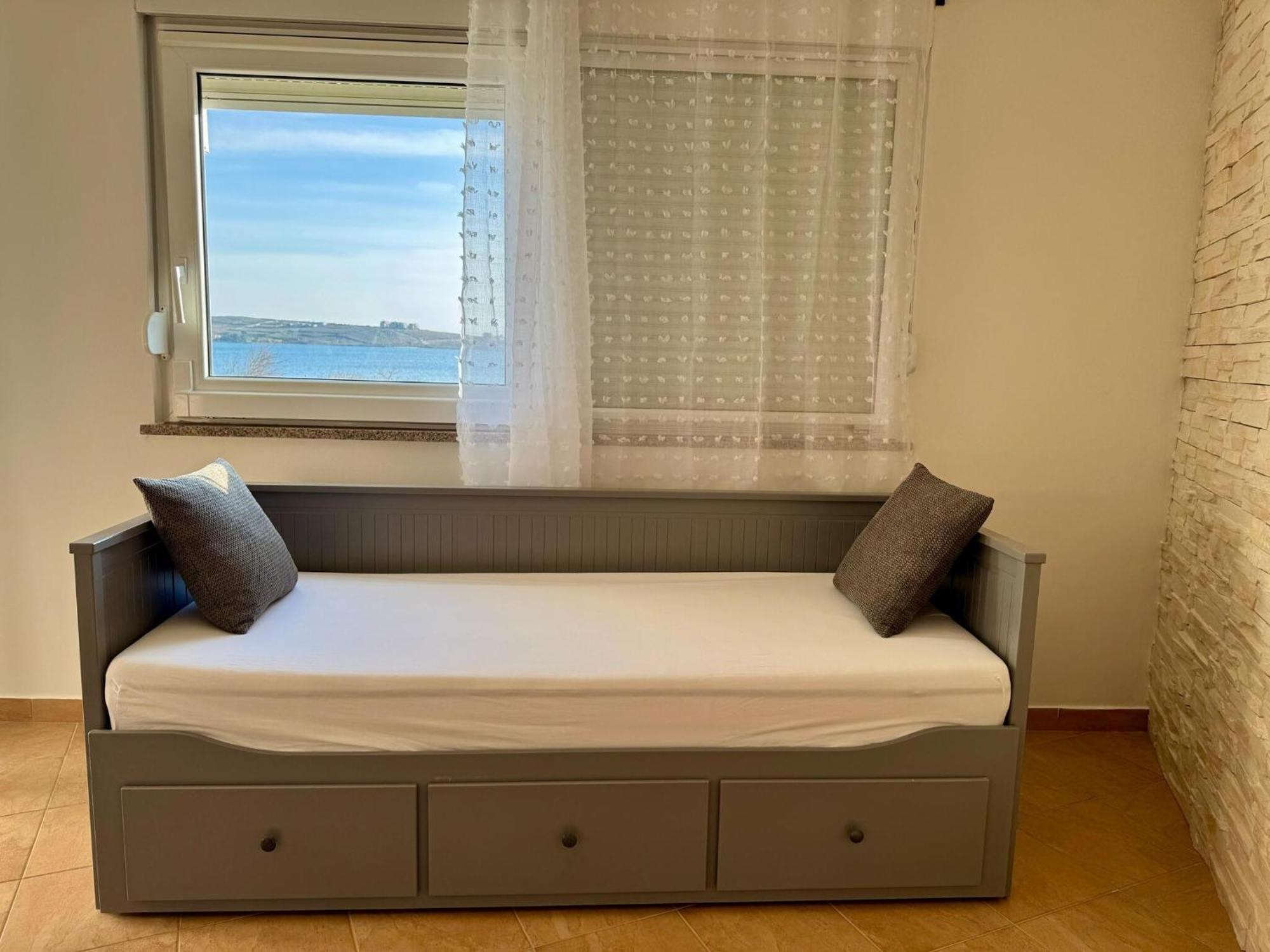Apartments Franko Povljana Δωμάτιο φωτογραφία