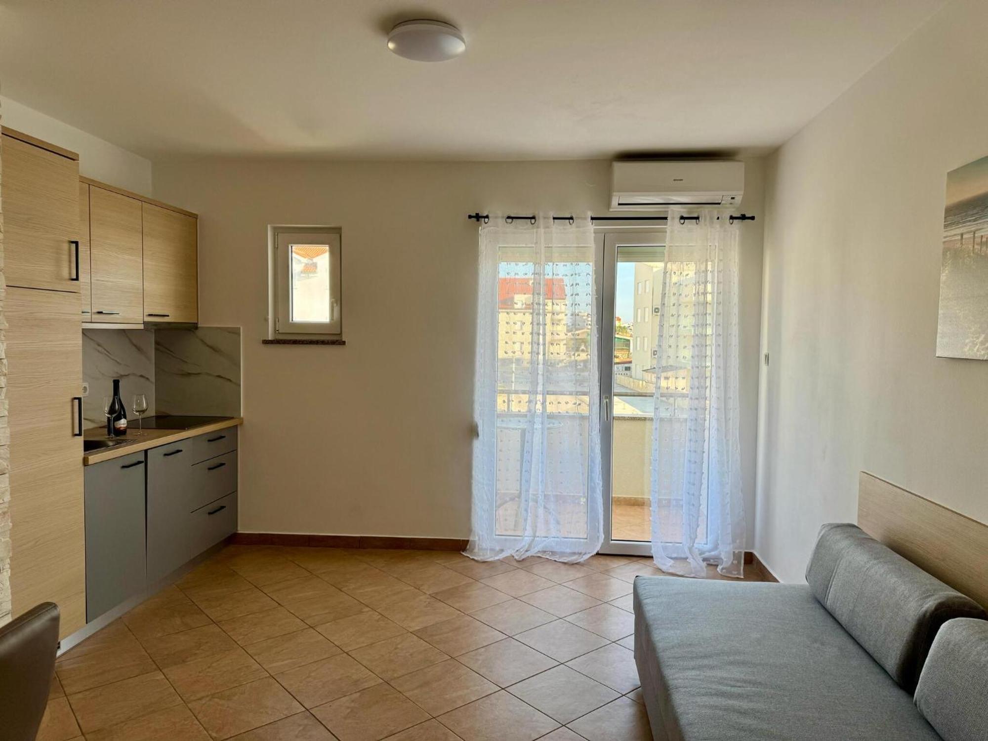 Apartments Franko Povljana Εξωτερικό φωτογραφία